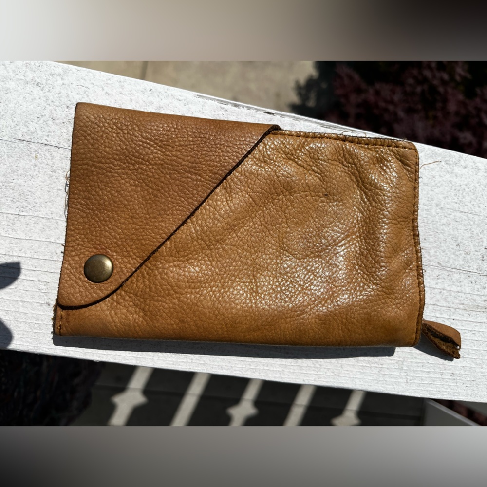 Free People natural butter soft leather wallet phone holder
